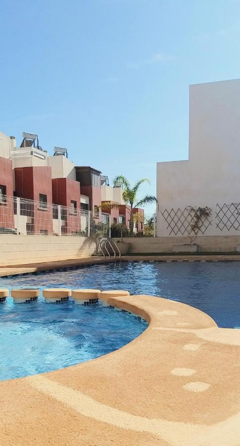 Modern Townhouse In Torrevieja, Costa Blanca Apartment Exterior photo